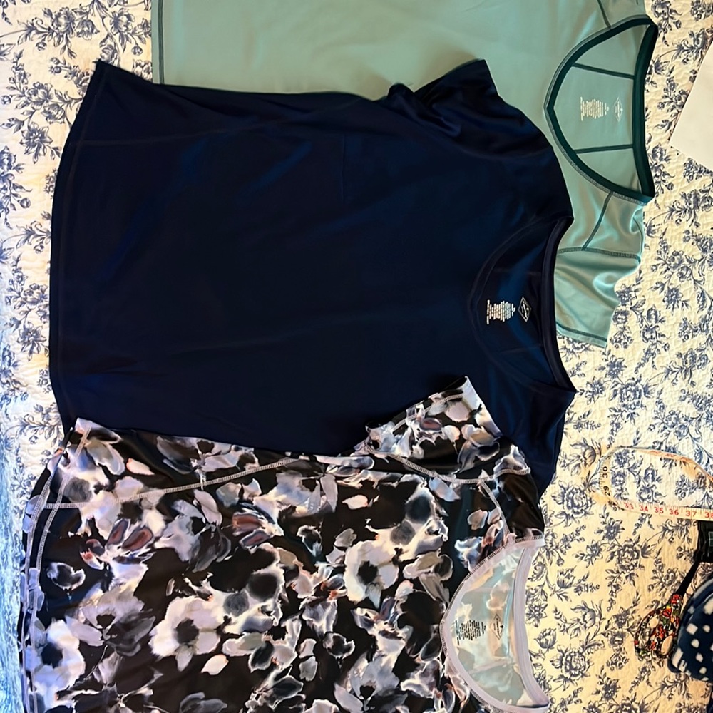 Three St John’s Bay T-shirts. Size XL
